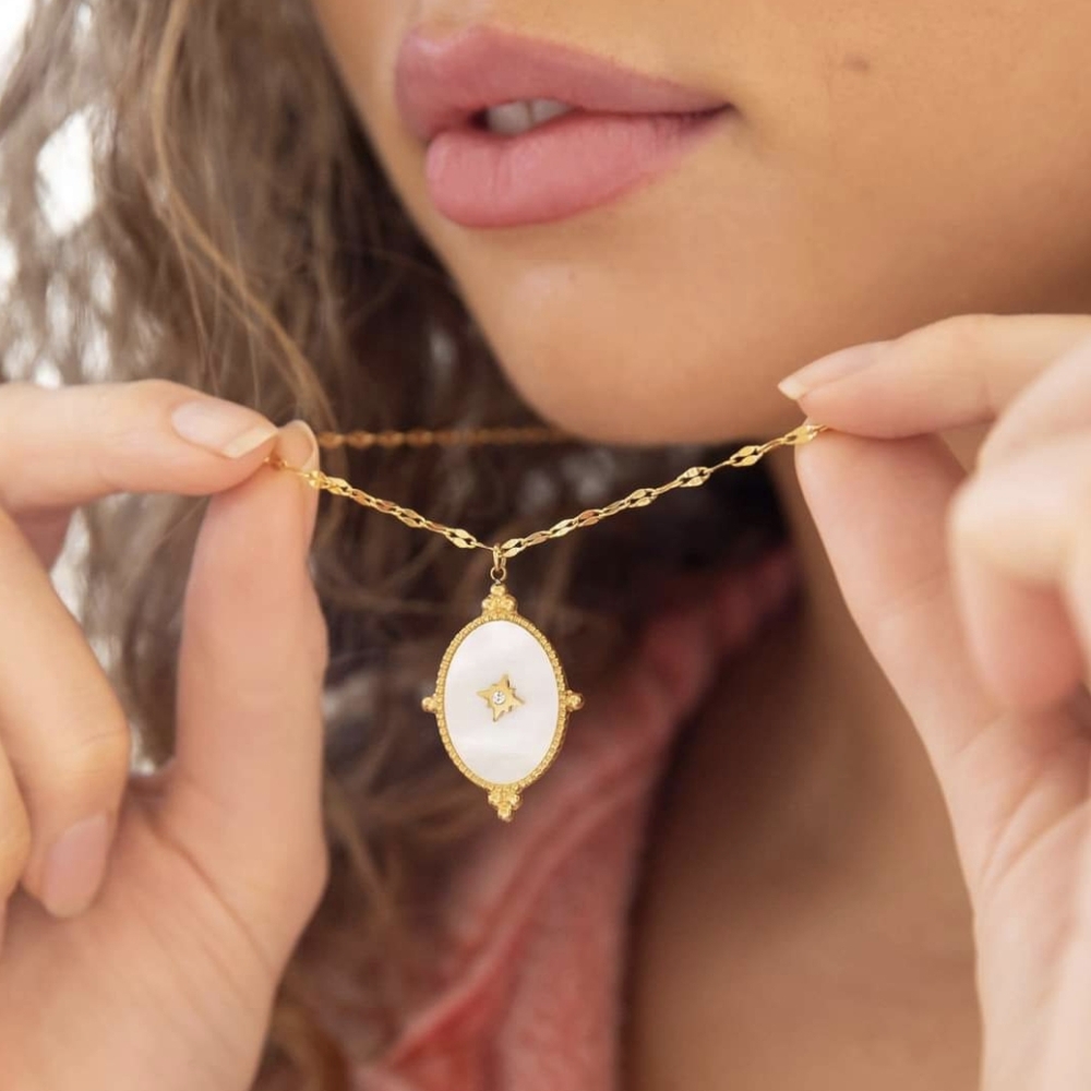 Plunder necklace